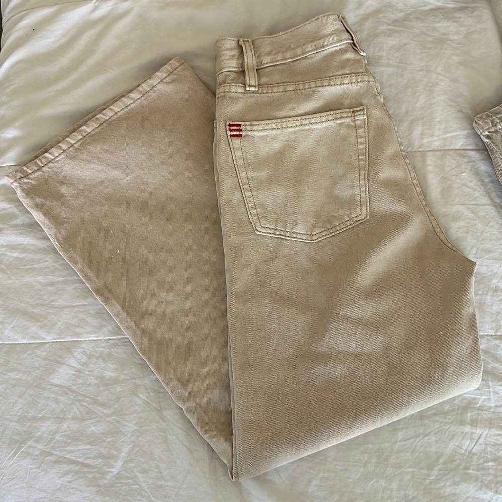 BDG High & Wide Jeans in Sand - size 27